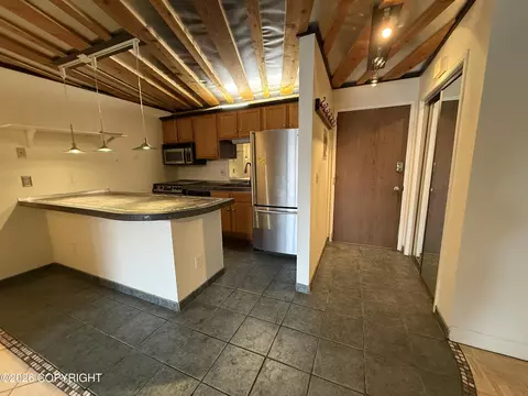 10250 Jamestown Dr # B20, Anchorage, AK 99507