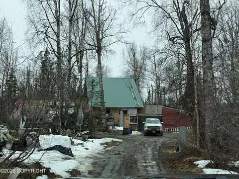 2050 S Leora Dr, Wasilla, AK 99623