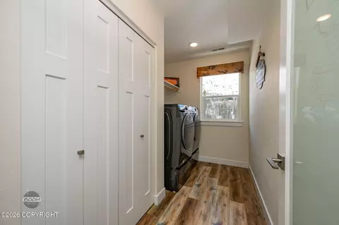 2004 S River Cir, Eagle River, AK 99577 photo 29
