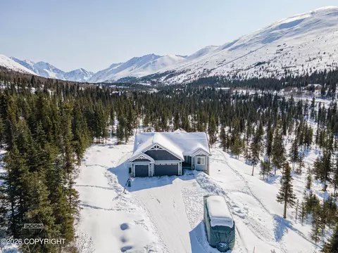 2004 S River Cir, Eagle River, AK 99577 photo 3
