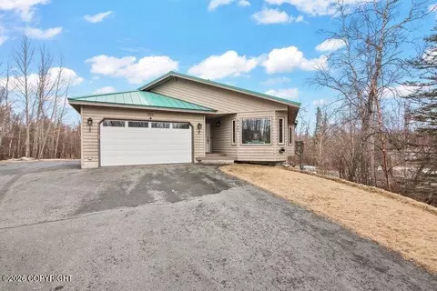 1561 Landmark Dr, Palmer, AK 99645