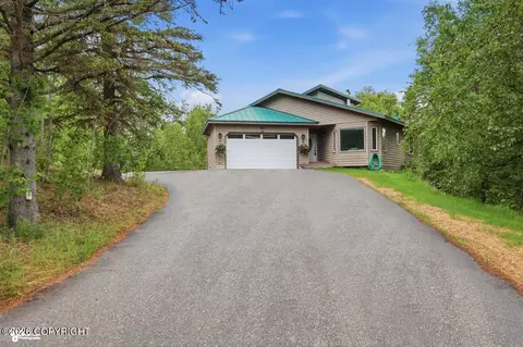 1561 N Landmark Dr, Palmer, AK 99645