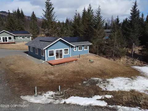 1610 Cantrell Crk Rd, Homer, AK 99603