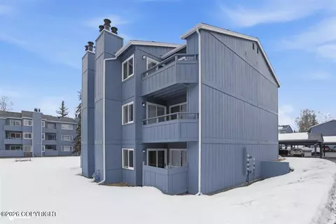 1621 Eastridge Dr #303, Anchorage, AK 99501