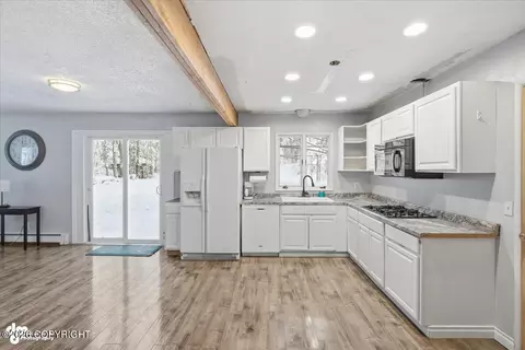 Kitchen - 10247 Vfw Rd, Eagle River, AK 99577 photo 1 of 2