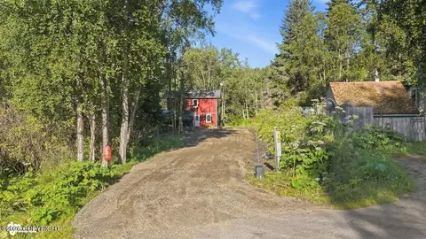 4923 Clover Ln, Homer, AK 99603