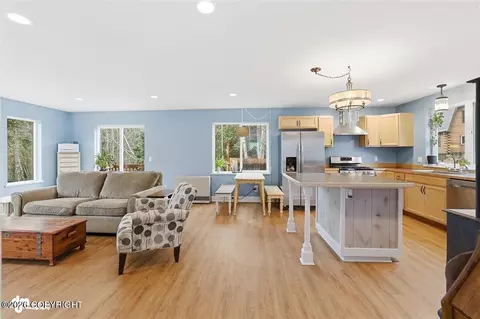 4923 Clover Ln, Homer, AK 99603
