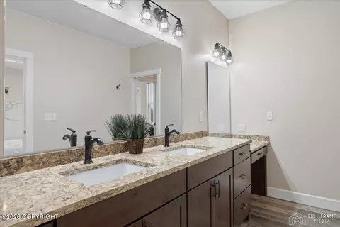 Bath - 3375 E Serendipity Loop, Wasilla, AK 99654 photo 4 of 5
