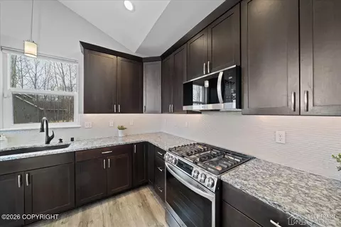 Kitchen - 3375 E Serendipity Loop, Wasilla, AK 99654 photo 4 of 6