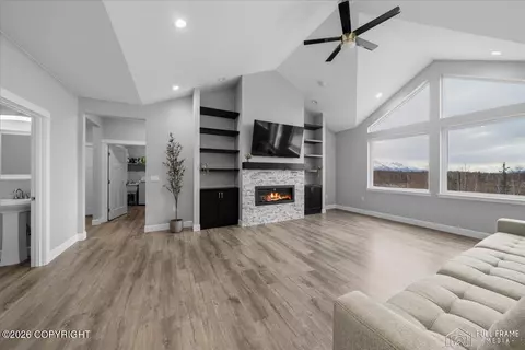 Living - 3375 E Serendipity Loop, Wasilla, AK 99654 photo 3 of 7