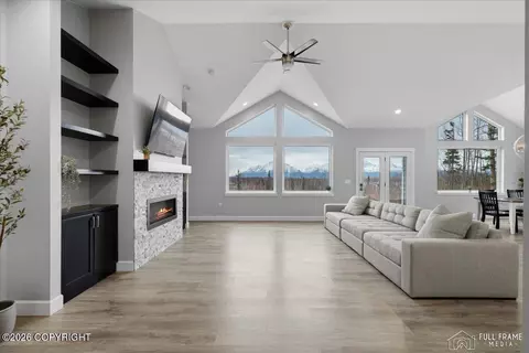 Living - 3375 E Serendipity Loop, Wasilla, AK 99654 photo 2 of 7