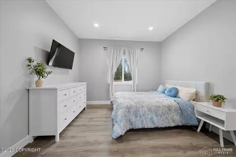 Bedroom - 3375 E Serendipity Loop, Wasilla, AK 99654 photo 3 of 6
