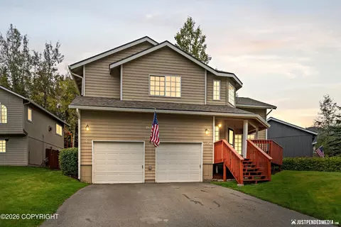 19051 Chrystal Island Dr, Eagle River, AK 99577