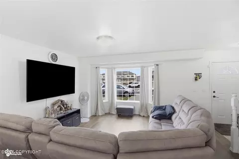 127 Matthew Paul Way # 44, Anchorage, AK 99504