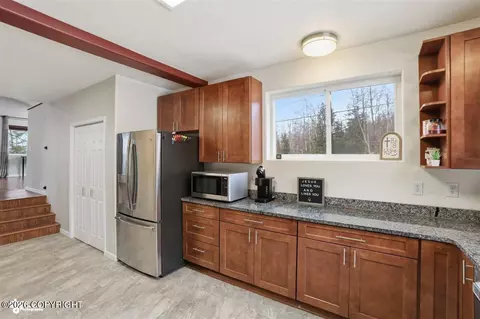 Kitchen - 14632 Don Cir, Eagle River, AK 99577 photo 8 of 8