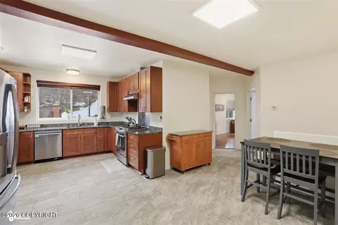 Kitchen - 14632 Don Cir, Eagle River, AK 99577 photo 2 of 8