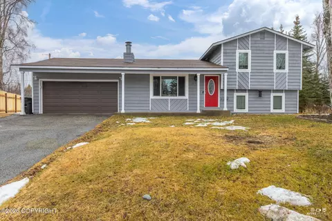 254 Arlington Ct, Soldotna, AK 99669