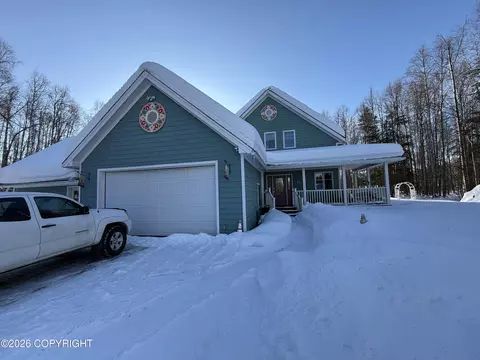 10502 N Lakes O The Su Dr, Willow, AK 99688