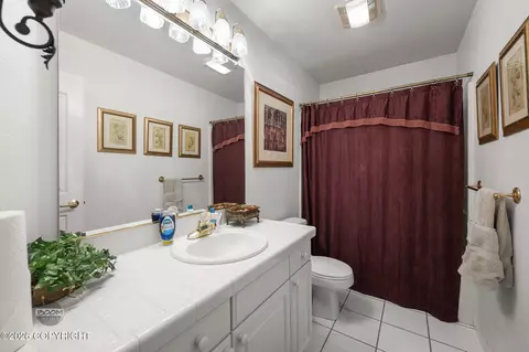 Bath - 27724 Vantage Ave, Eagle River, AK 99577 photo 1 of 7
