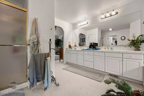 Bath - 27724 Vantage Ave, Eagle River, AK 99577 photo 5 of 7