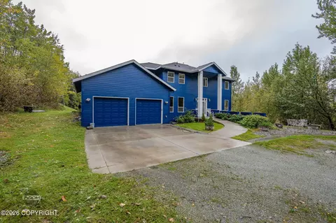 27724 Vantage Ave, Eagle River, AK 99577