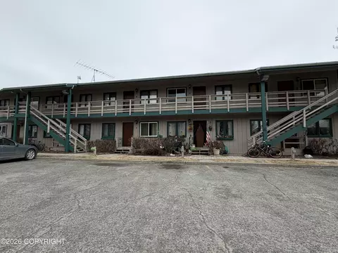 2426 Redoubt Ave, Kenai, AK 99611