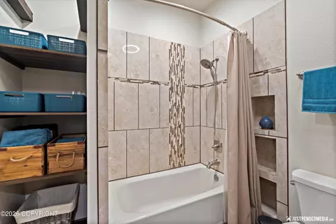 Bath - 3831 Harca St, Eagle River, AK 99577 photo 3 of 10