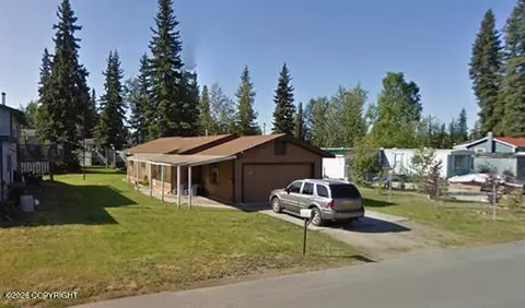1207 Warren St, Fairbanks, AK 99701