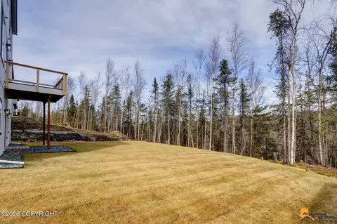 Exterior - 17975 Rivervista Rd, Eagle River, AK 99577 photo 6 of 7