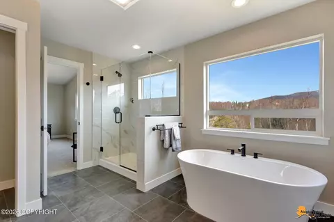 Bath - 17975 Rivervista Rd, Eagle River, AK 99577 photo 3 of 9