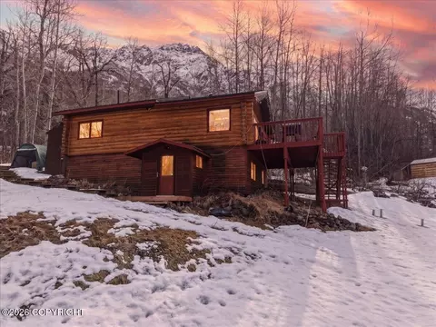 1835 Mt Kiliak Cir, Eagle River, AK 99577