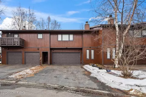 904 Jayme Ct, Anchorage, AK 99518