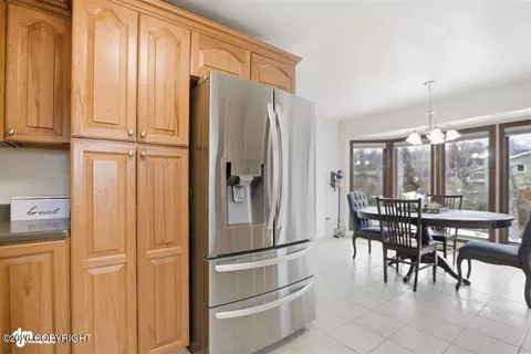 Kitchen - 19207 Middleton Loop, Eagle River, AK 99577 photo 4 of 4