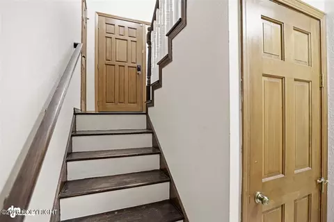 Entry Way - 19207 Middleton Loop, Eagle River, AK 99577 photo 4 of 5