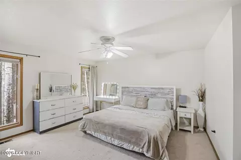 Bedroom - 19207 Middleton Loop, Eagle River, AK 99577 photo 3 of 8
