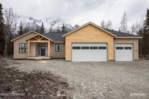 15160 E Alpine Cir, Palmer, AK 99645
