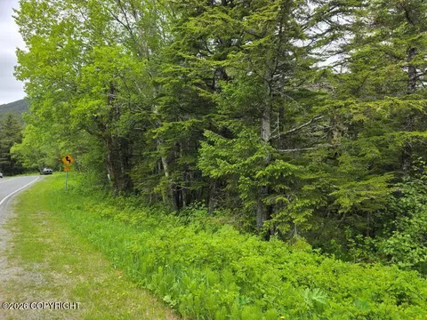 19 Mud Bay Road # l5, Haines, AK 99827