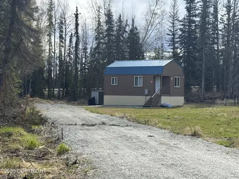 32896 Dans Ct, Soldotna, AK 99669