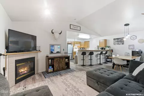 Living - 9456 Morningside Loop, Anchorage, AK 99515 photo 4 of 9