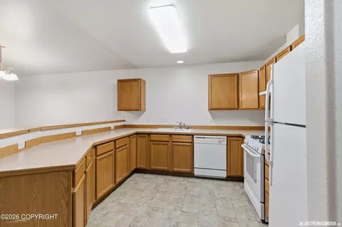 Kitchen - 9456 Morningside Loop, Anchorage, AK 99515 photo 8 of 10