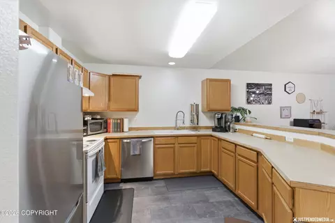 Kitchen - 9456 Morningside Loop, Anchorage, AK 99515 photo 3 of 10