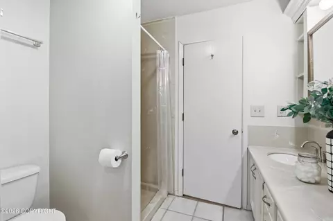 Bath - 100 Bunnell St # 8A, Anchorage, AK 99508 photo 3 of 3