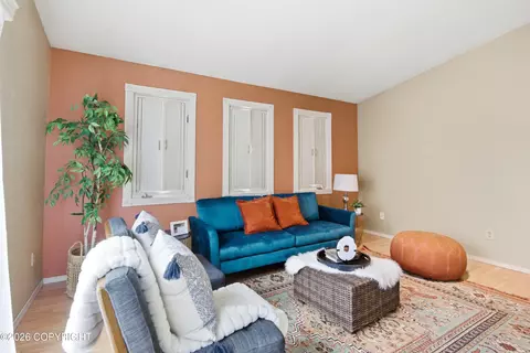 100 Bunnell St # 8A, Anchorage, AK 99508