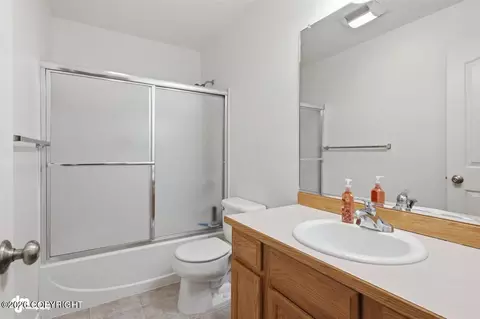 Bath - 20235 Glacier Park Cir, Eagle River, AK 99577 photo 1 of 2