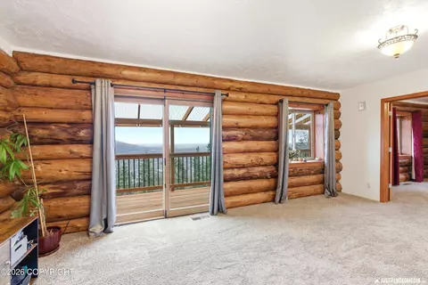 Living - 19118 Jamie Dr, Eagle River, AK 99577 photo 4 of 5