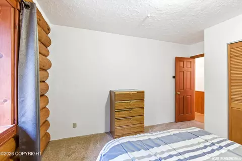 Bedroom - 19118 Jamie Dr, Eagle River, AK 99577 photo 6 of 7