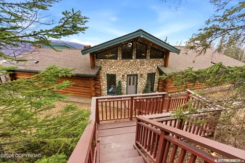 19118 Jamie Dr, Eagle River, AK 99577