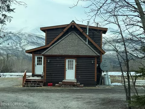 15 25 Edgerton Hwy, Copper Center, AK 99573