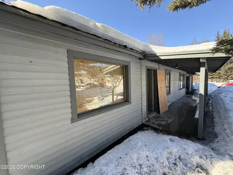 4210 Cope St, Anchorage, AK 99503