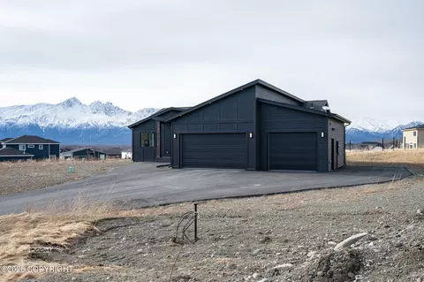 6644 E Gateway Dr, Wasilla, AK 99654